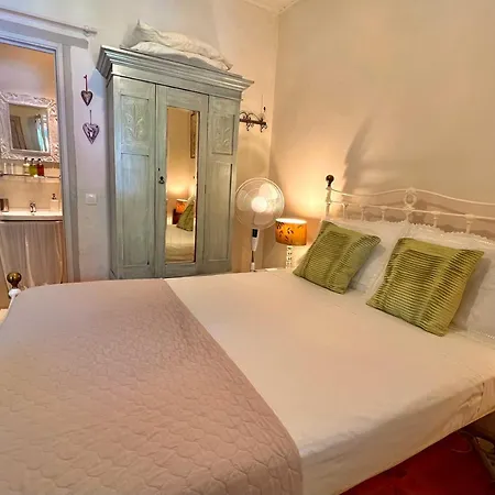 La Bergerie De Laval 3* Tourbes